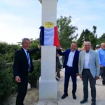 Dévoilement de la plaque