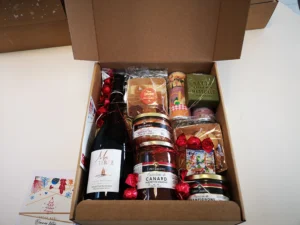 251211_Distribution des colis de Noël-1