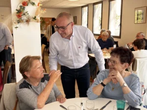 260408_Maire et ses élus au Foyer restaurant (2)