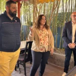 Nicolas Mesplomb, *Adjoint au Maire délégué à l'Agriculture et aux Forêts, Stéphanie Juan, Présidente de l’association AZALEE, Philippe Razeyre, Maire de Lambesc