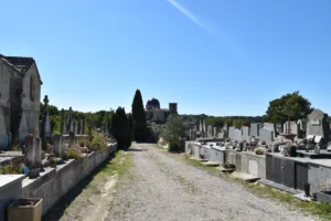 260915_Entretien du cimetière (2)